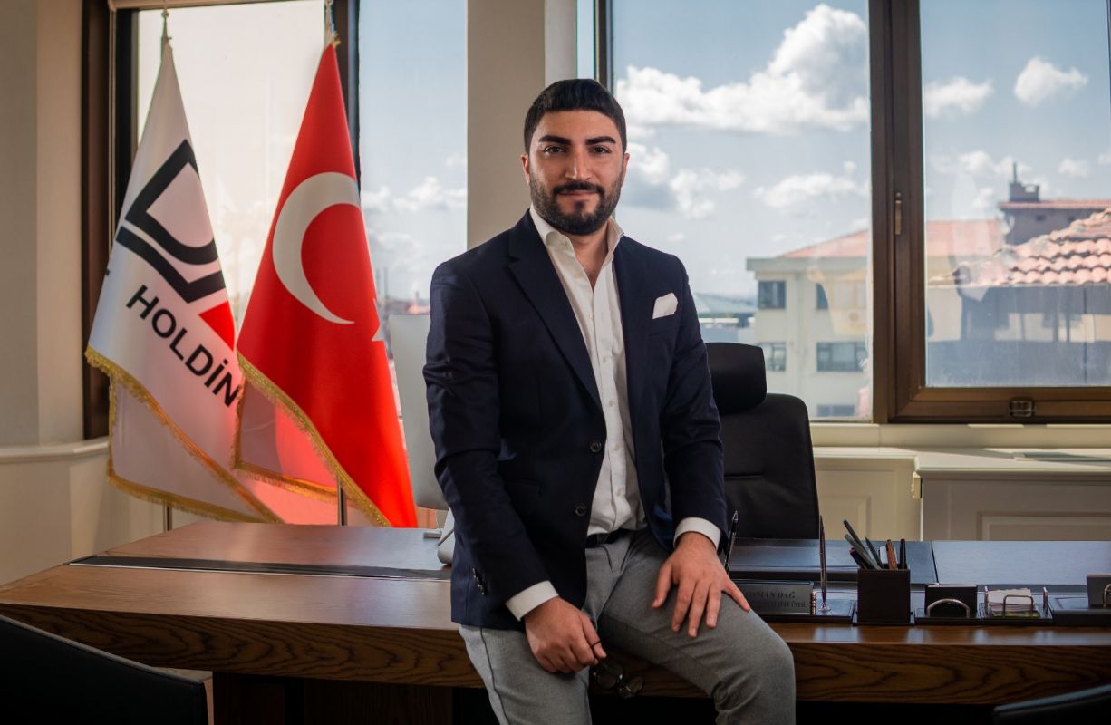 Osman Dağ Kimdir?